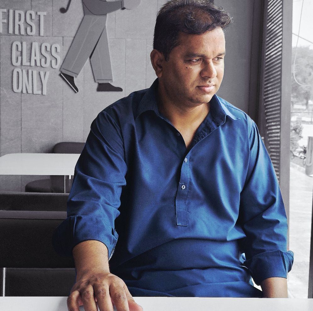 Khurram Shahzad, fundador y CEO de KhurmiStore